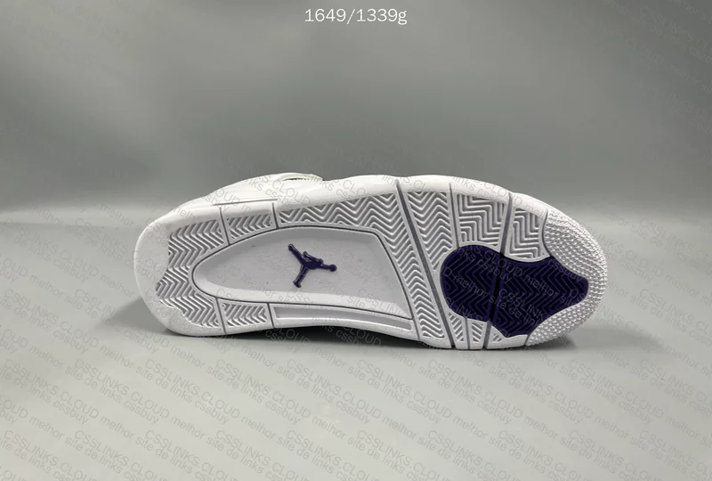 Jordan 4 Metalic Purple 5