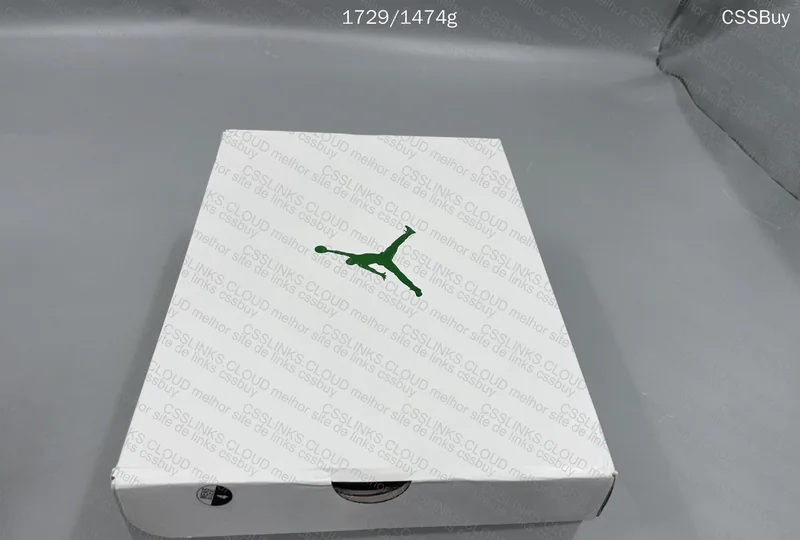 Jordan 4 Metallic Green GX (SALE) 10