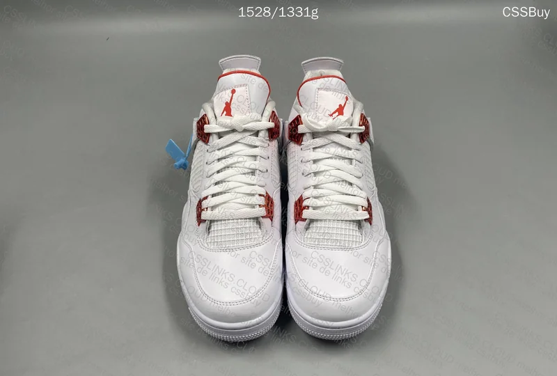 Jordan 4 Metallic Orange 2