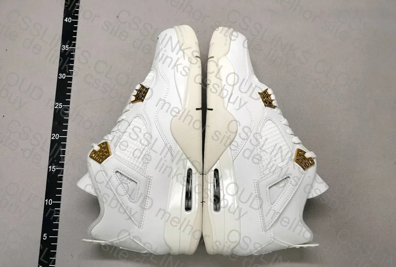Jordan 4 Mettalic Gold 3