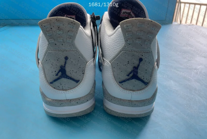 Jordan 4 Midnight Navy