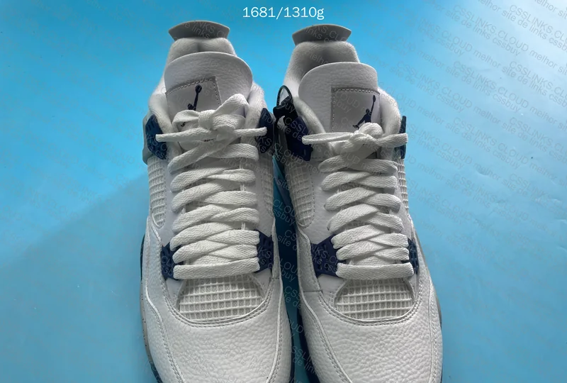 Jordan 4 Midnight Navy 3