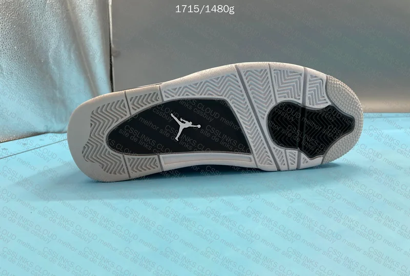 Jordan 4 Military 5