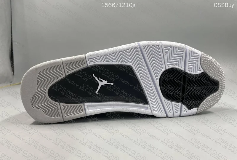 Jordan 4 Military Black 5