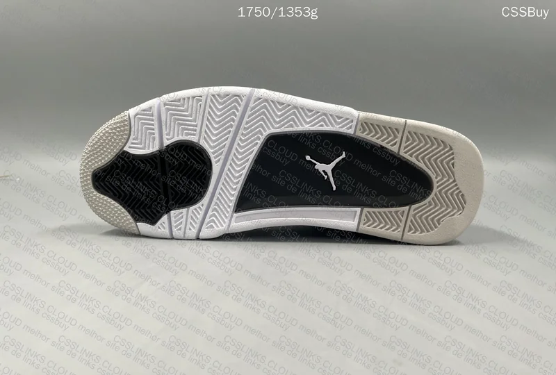 Jordan 4 Military Black 9