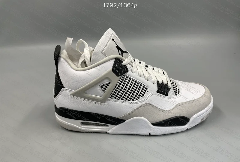 Jordan 4 Military Black 3