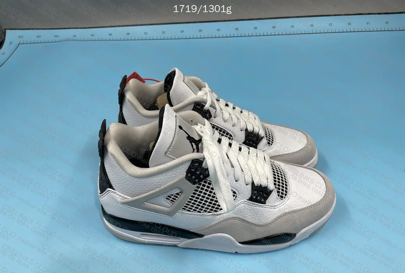 Jordan 4 Military Black 3