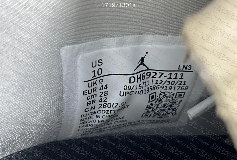 Jordan 4 Military Black 8