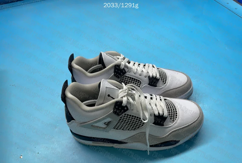 Jordan 4 Military Black 3