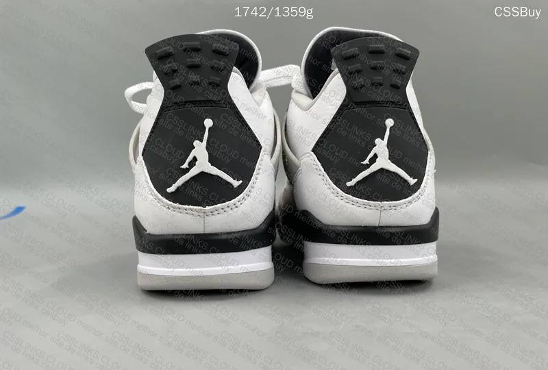Jordan 4 Military Black - DT B Grade 3