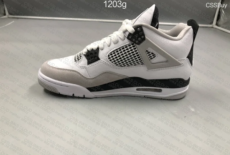 Jordan 4 Military Black - EM