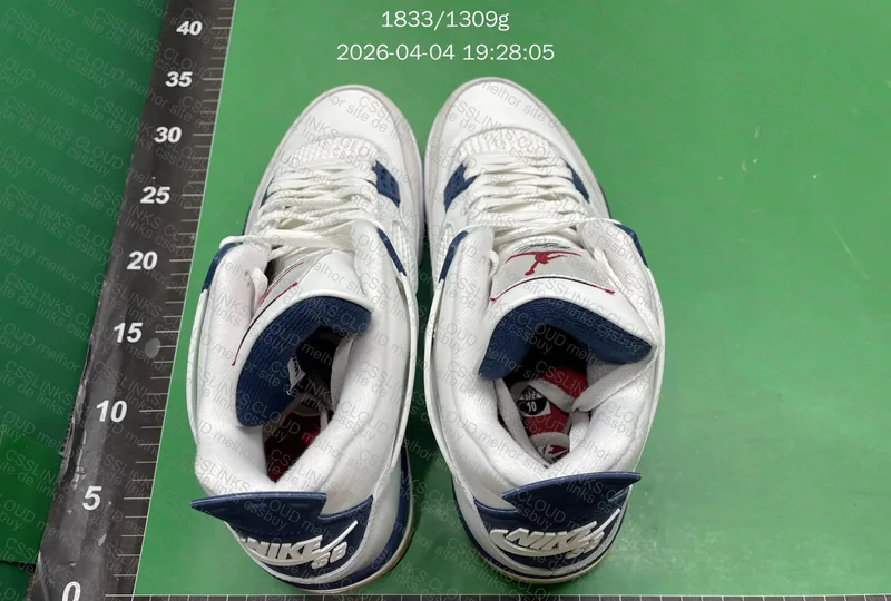 Jordan 4 Navy Blue GL??? 3