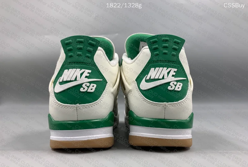 JORDAN 4 PINE GREEN 3