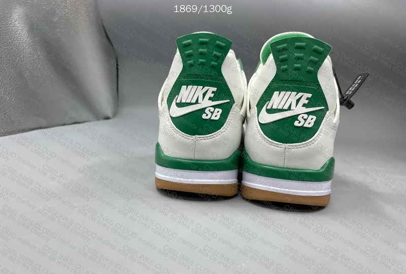 Jordan 4 Pine Green
