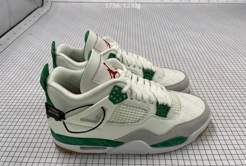 Jordan 4 Pine Green 2