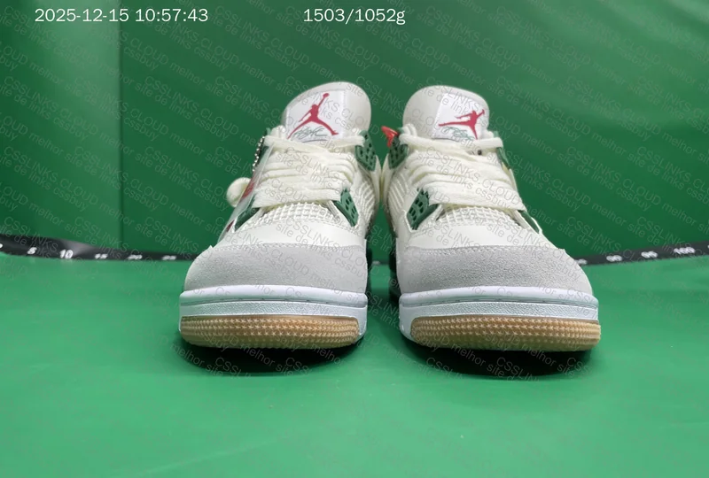 Jordan 4 Pine Green