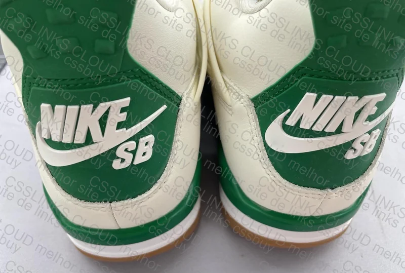 Jordan 4 Pine green 2