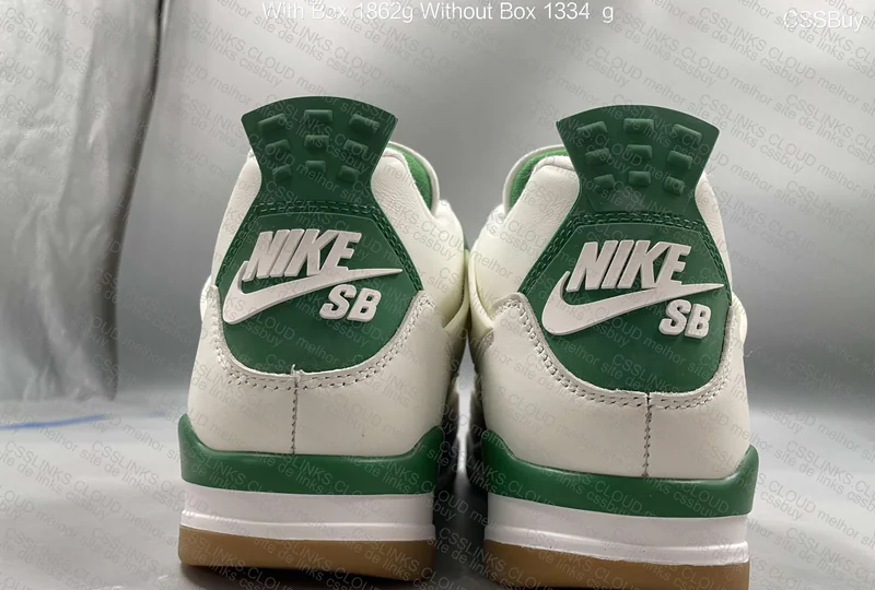 Jordan 4 Pine Green (First Import) 3