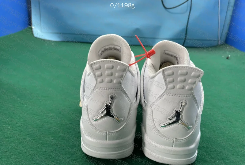 Jordan 4 Pure Money 2