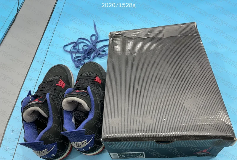 JORDAN 4 RARE AIR 6