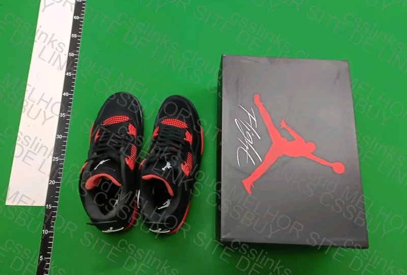 Jordan 4 Red thunder