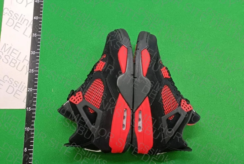 Jordan 4 Red thunder 3