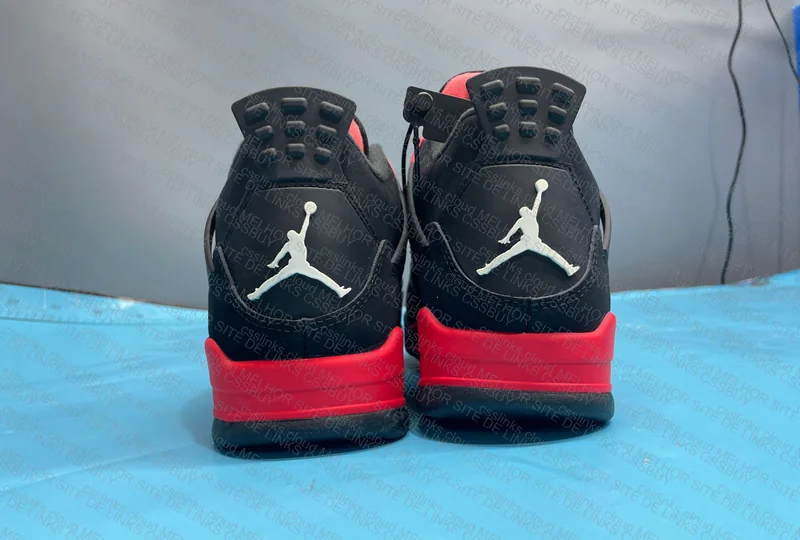 Jordan 4 red thunder