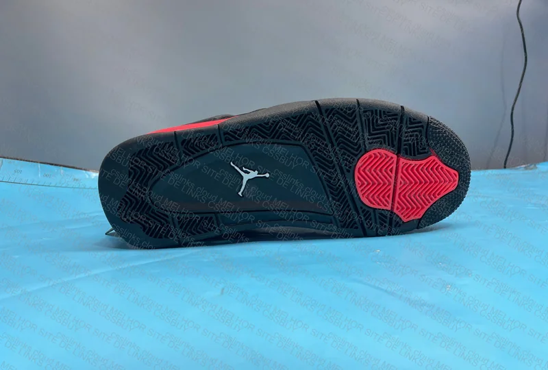Jordan 4 red thunder 6