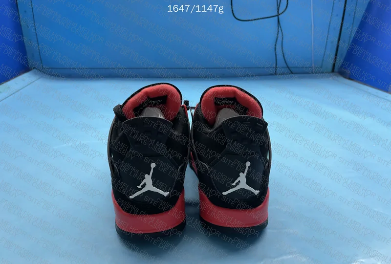 Jordan 4 red thunder 3