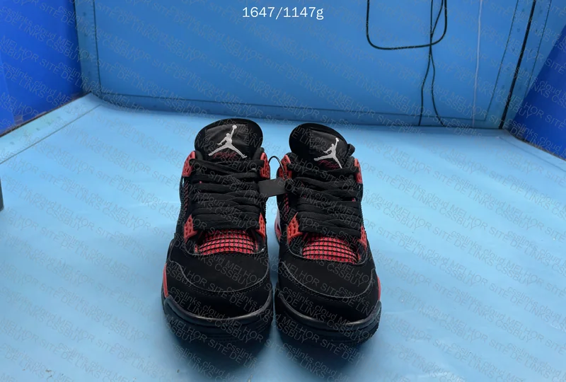 Jordan 4 red thunder 4