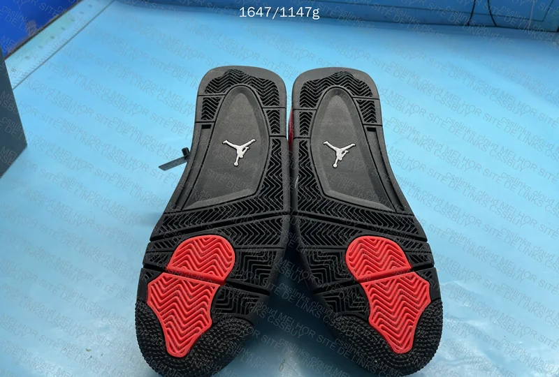 Jordan 4 red thunder 6