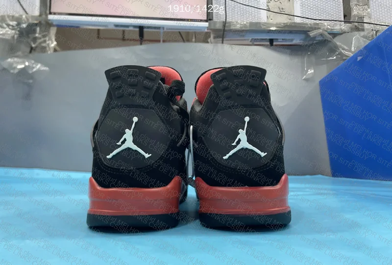 Jordan 4 - Red Thunder 3