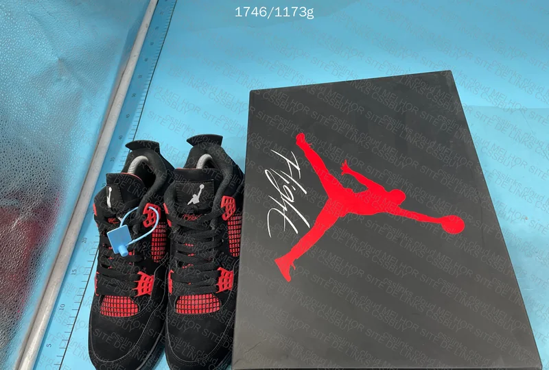 Jordan 4 red thunder GL? 10