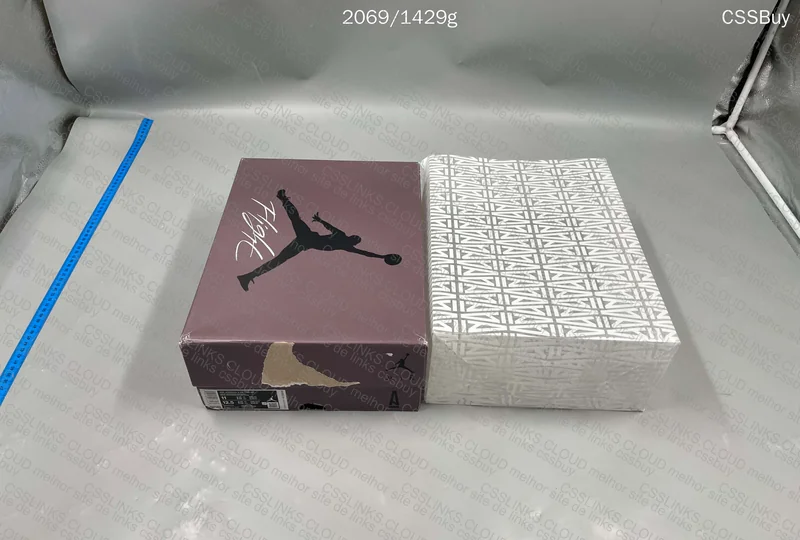 Jordan 4 Retro - A Ma Maniére 4