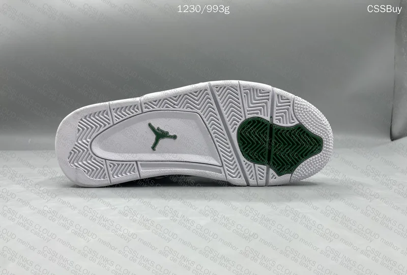 Jordan 4 Retro Metallic Green 7