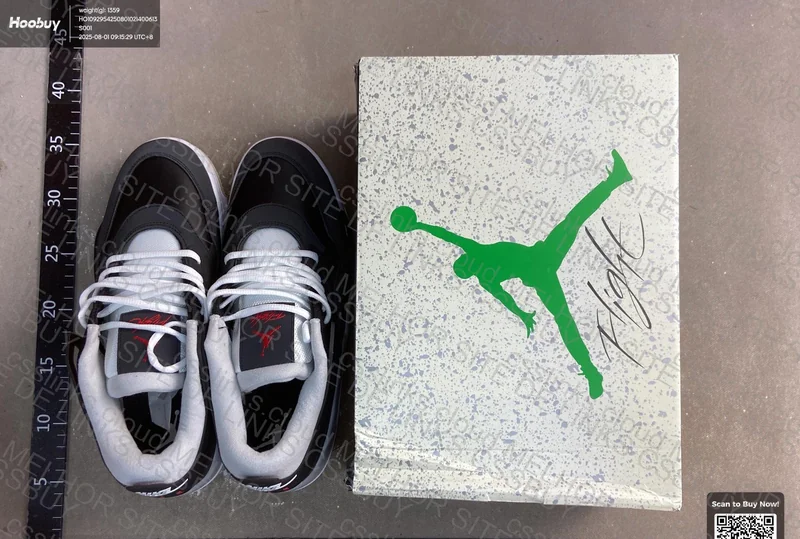 Jordan 4 RM 3