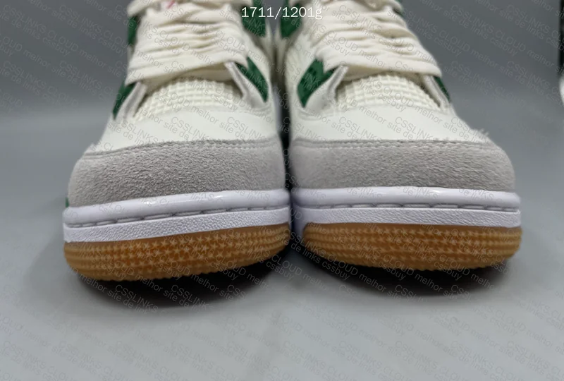 JORDAN 4 SB 7