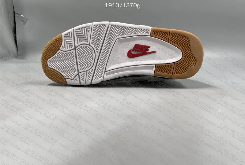 Jordan 4 SB 10