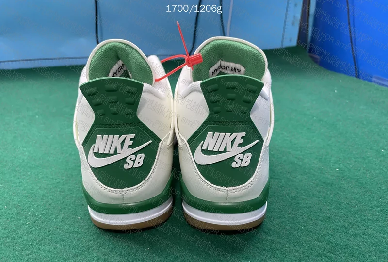 Jordan 4 SB 5