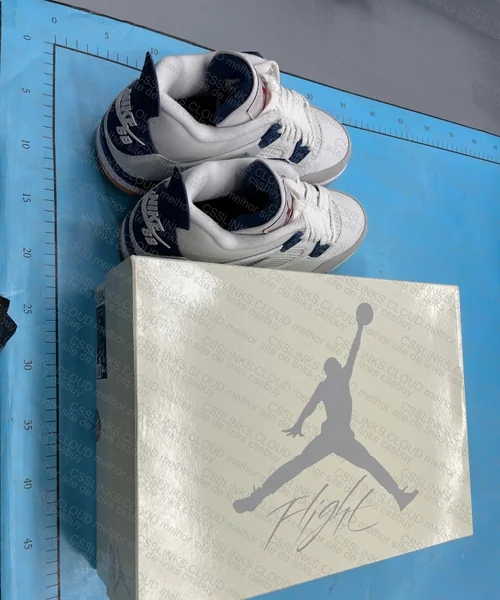 Jordan 4 SB Navy 10