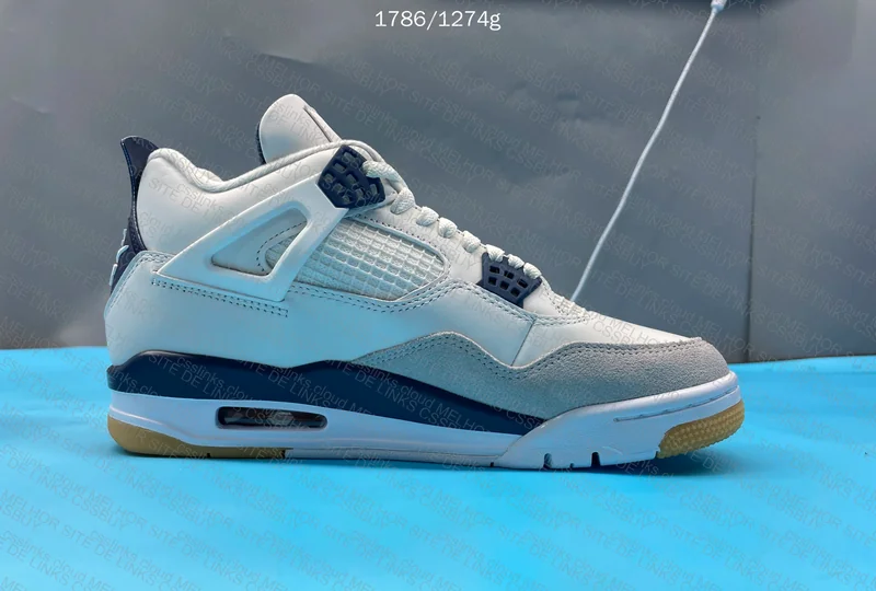 Jordan 4 SB Navy 7