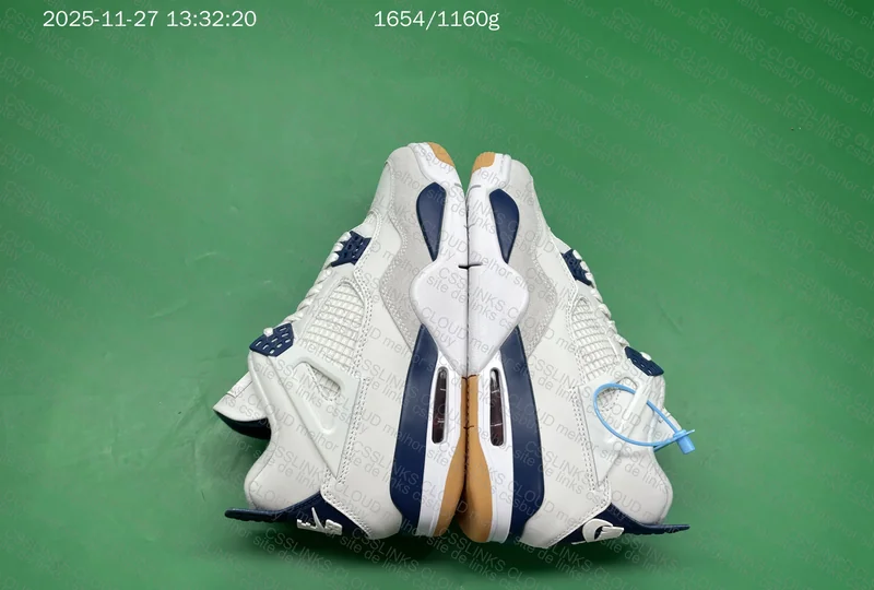 Jordan 4 SB Navy 5