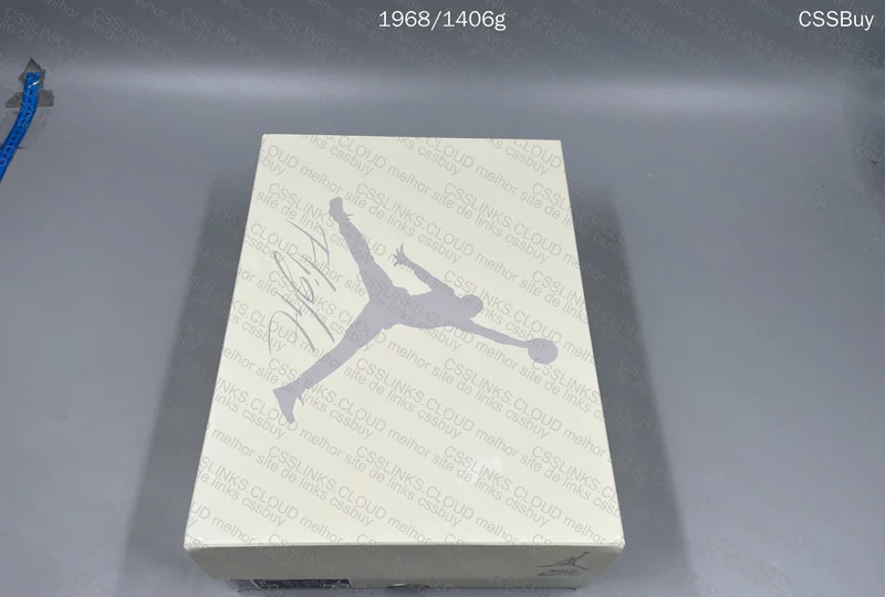 Jordan 4 SB Pine Green 10