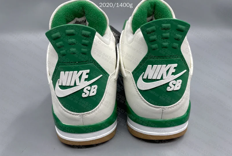 Jordan 4 SB (Pine Green)