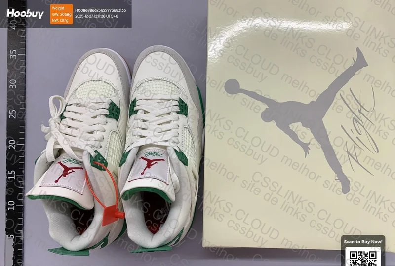 Jordan 4 SB Pine Green 4