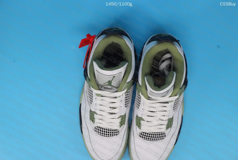 Jordan 4 seafoam 3
