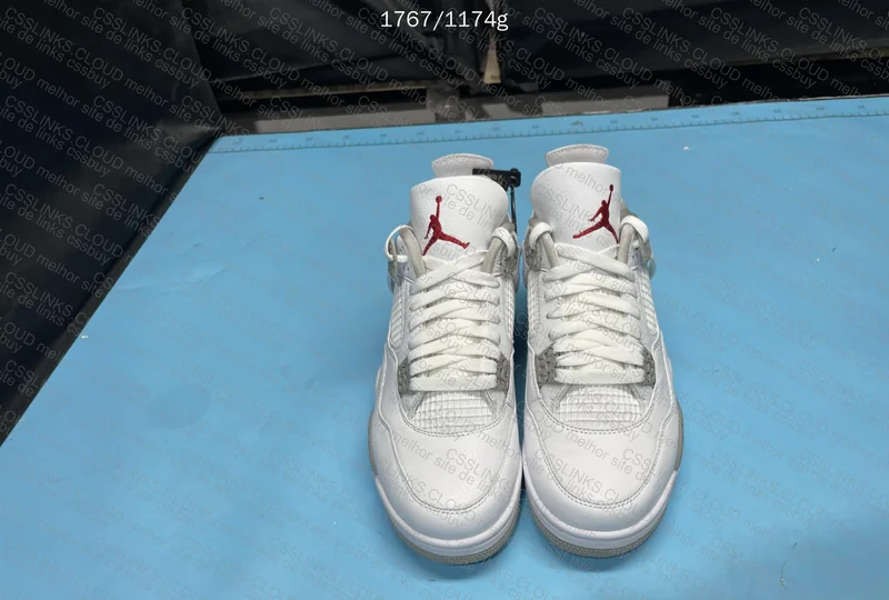 Jordan 4 Tech white (oreo) - Sale