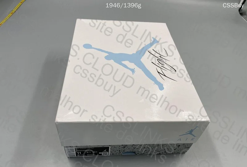 Jordan 4 UNC 9