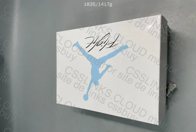 Jordan 4 UNC 5