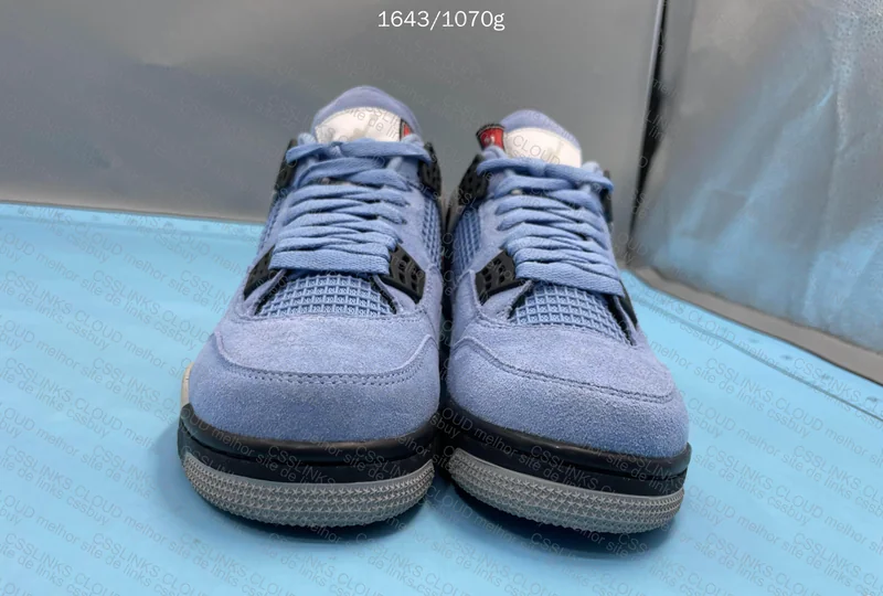 Jordan 4 UNC 2